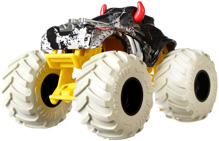 Hot Wheels Monster Trucks 1:24 Steer Clear Vehicle