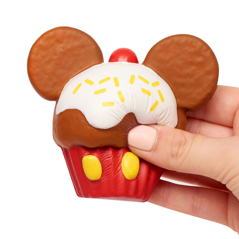 Disney Squeezies - Mickey - Série 1 - Par Enzo Kawaii - Cupcake de Mickey.