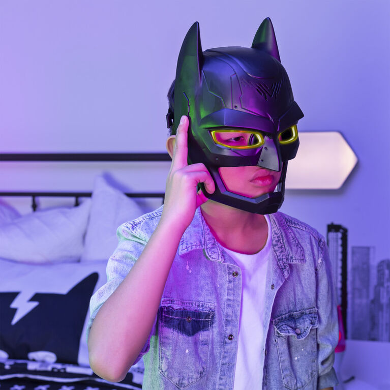 BATMAN, Masque transformateur de voix avec plus de 15 effets sonores