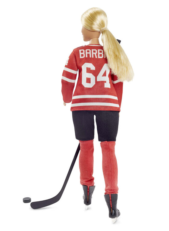 Poupée Barbie Tim Hortons de collection vêtue d'un uniforme de hockey