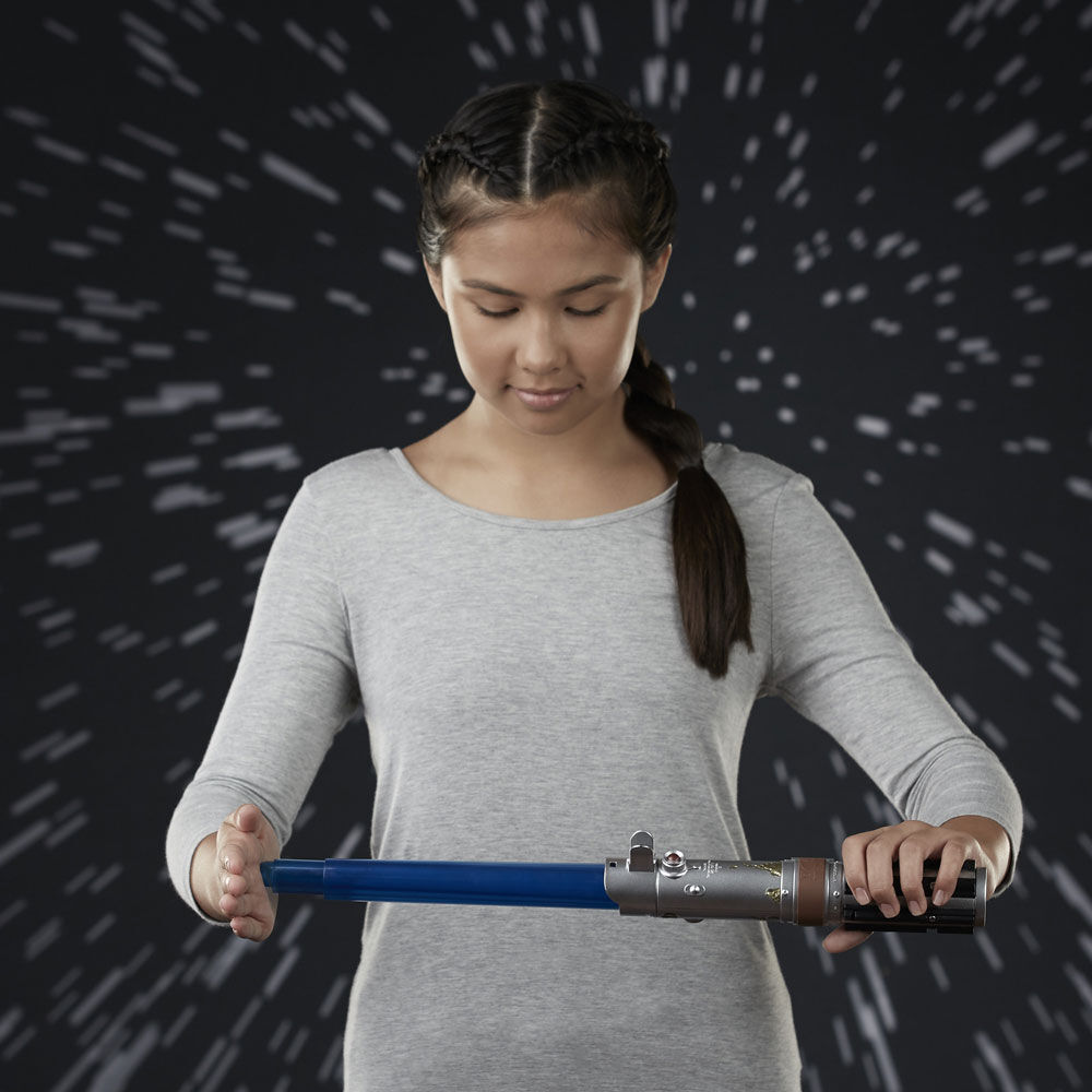 Star wars rey lightsaber toy deals