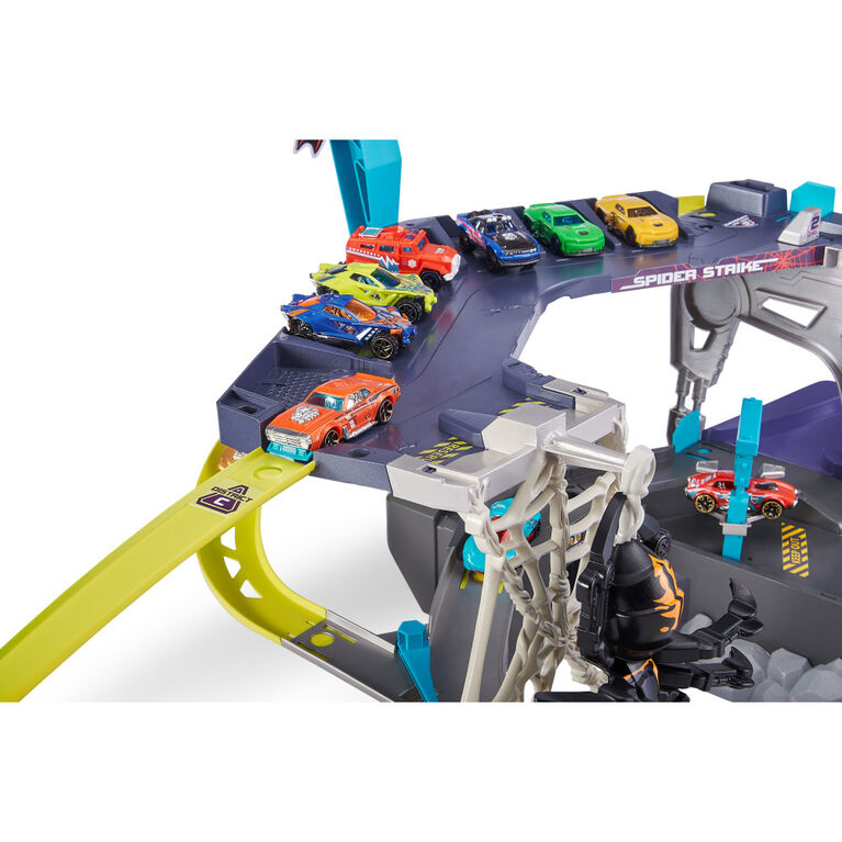 Metal Machines Spider Strike Garage Playset by Zuru