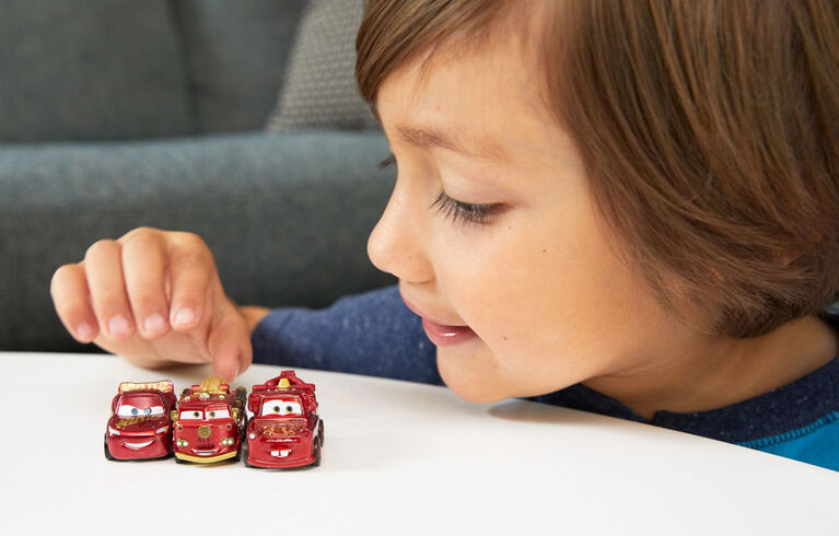 Disney/Pixar Cars Mini Racers Rust-eze Wraps Series 3-Pack