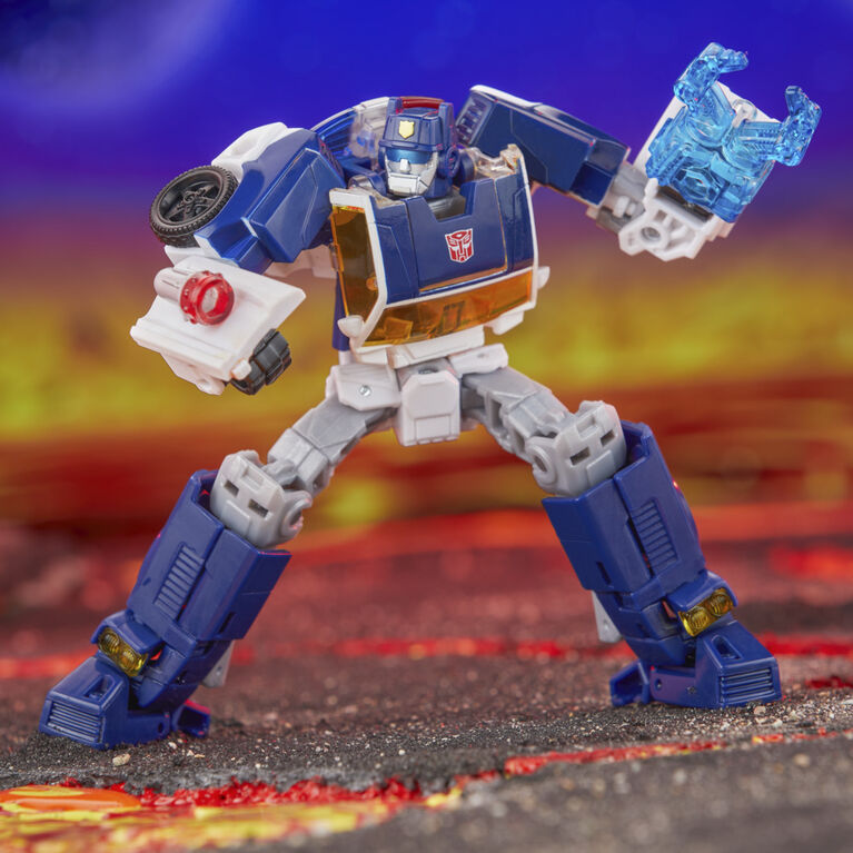 Transformers Legacy United Deluxe Class Rescue Bots Universe Autobot Chase Action Figure
