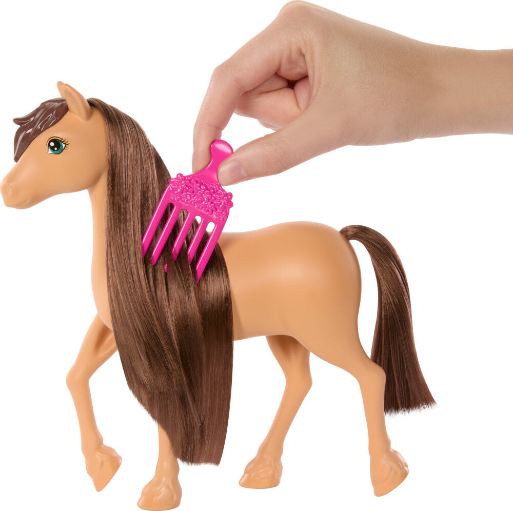 Barbie Mysteries The Great Horse Chase Barbie and Pepper Toys R Us Canada