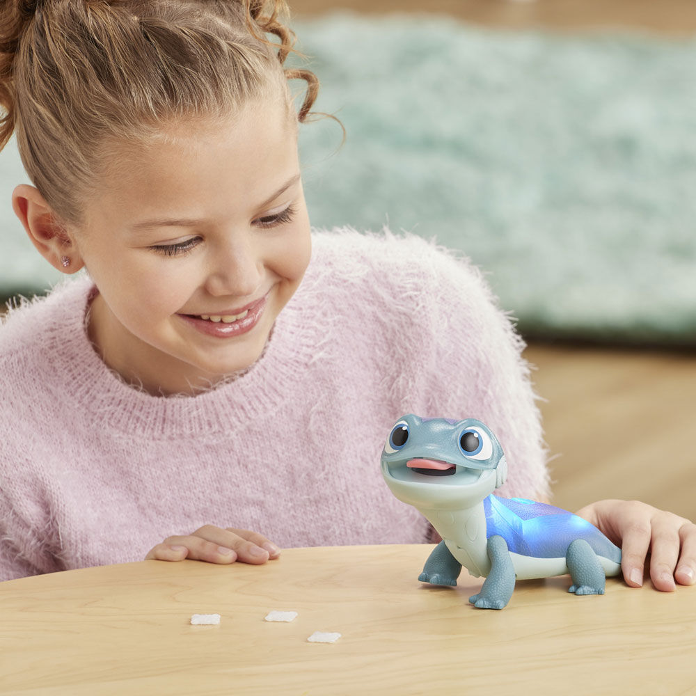 frozen 2 newt toy