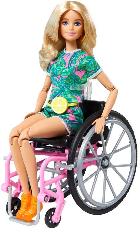 Barbie - Fashionistas - Poupée, fauteuil roulant, cheveux longs