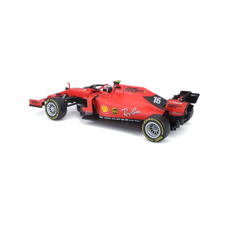 1:24 Formula 1 RC Assortment