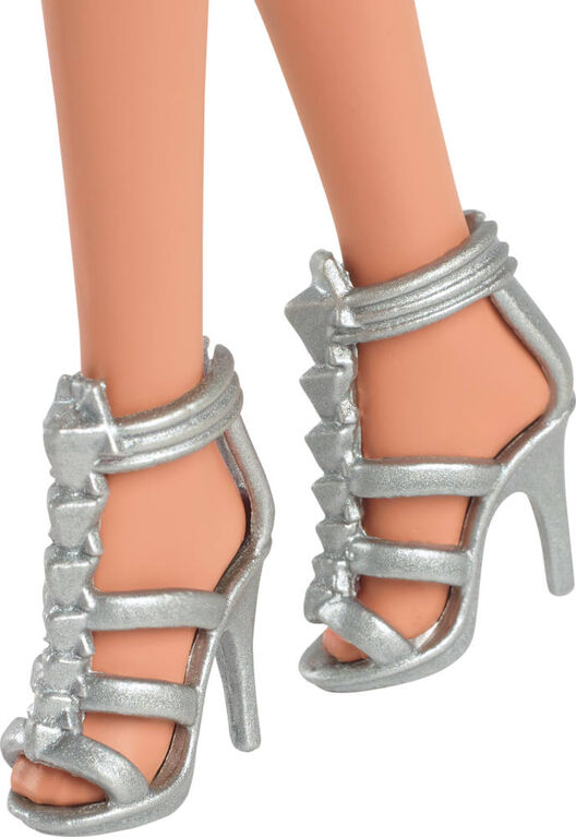 Barbie Fashionistas Poupée 234, cheveux bruns, robe pailletée