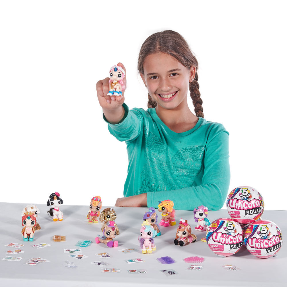 five surprise toys