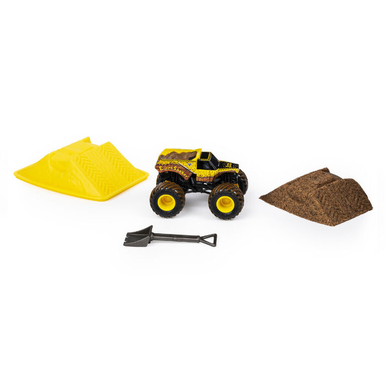 Monster Jam, Earth Shaker Monster Dirt Starter Set, Featuring 8oz of Monster Dirt and Official 1:64 Scale Die-Cast Monster Jam Truck