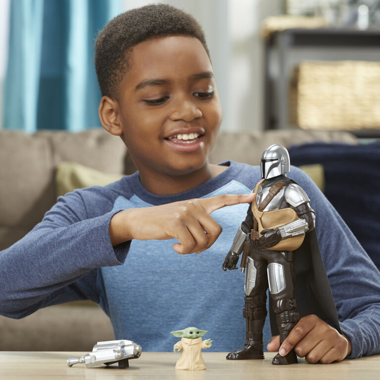 Star Wars Galactic Action The Mandalorian et Grogu, figurines électroniques interactives - Édition anglaise