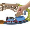 Thomas and Friends Bridge Delivery Train Set, Diecast Thomas with Loop of Track and Bridge - R Exclusive