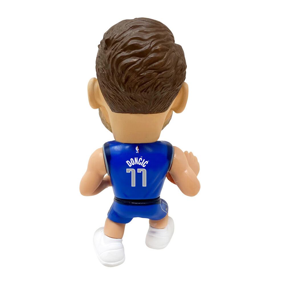 Party Animal Big Shot Baller NBA Los Angeles Lakers Luka Doncic Vinyl Figure - English Edition
