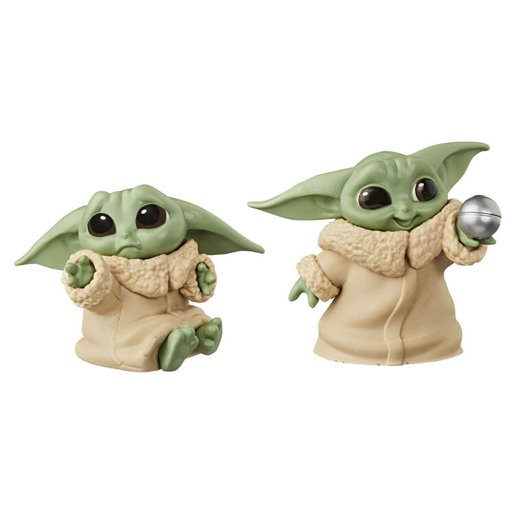 Star Wars The Bounty Collection The Child 2 2 Inch The Mandalorian Baby Yoda Figure 2 Pack Toys R Us Canada