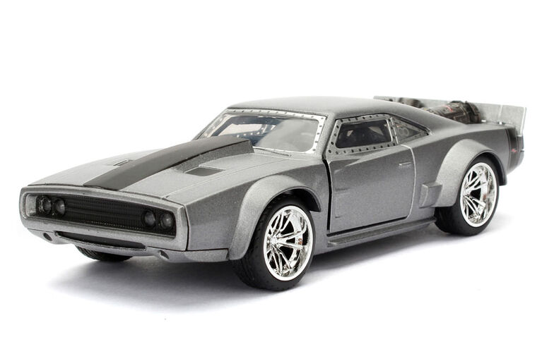 Fast Furious 1:32 Diecast Vehicle - Les couleurs et les motifs peuvent  varier