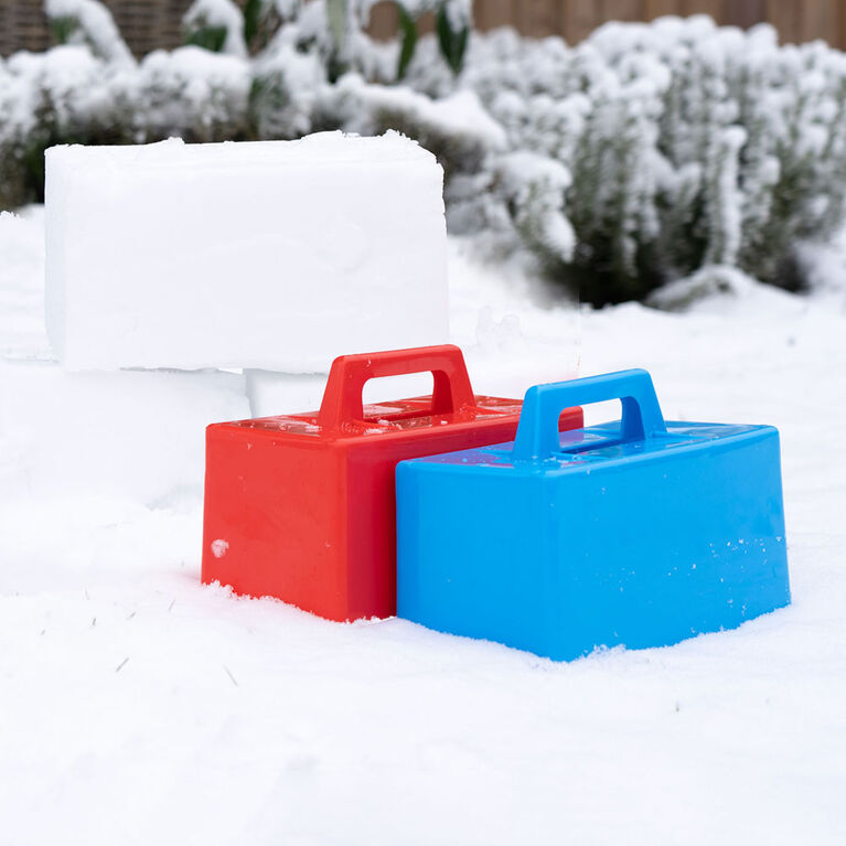 Out and About Snow Brick Maker - R Exclusive