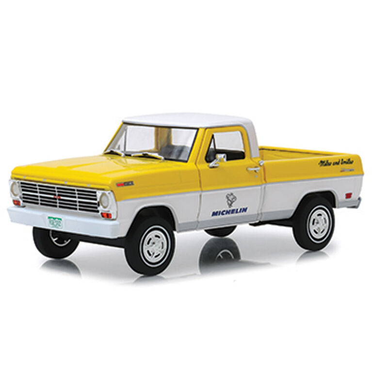 Greenlight - 1:24 Running on Empty - 1968 Ford F-100 - English Edition