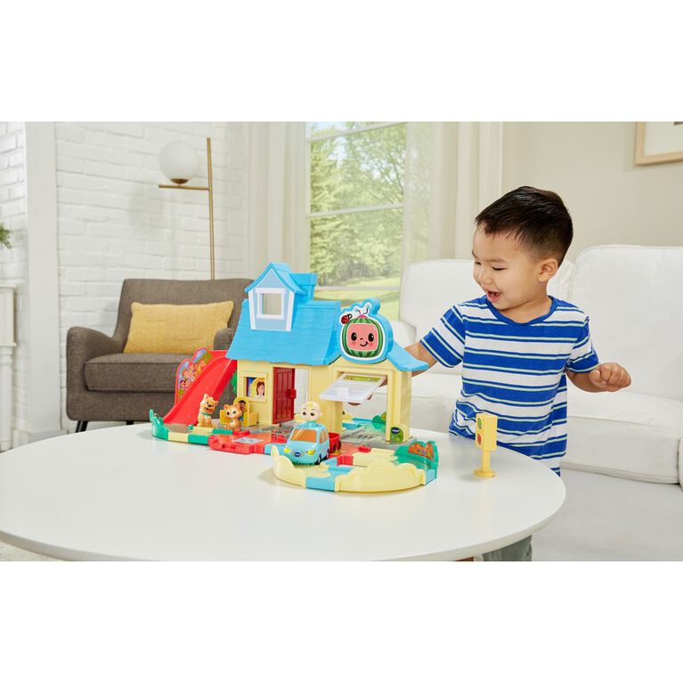 VTech CoComelon Go! Go! Smart Wheels JJ's House Track Set - English Edition