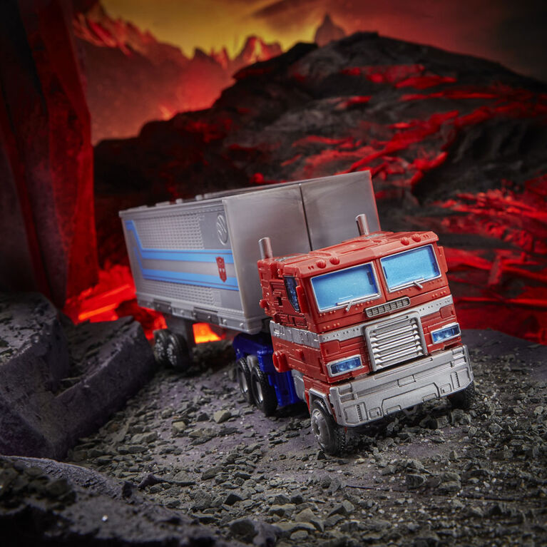 Transformers Leader WFC-K11 Optimus Prime