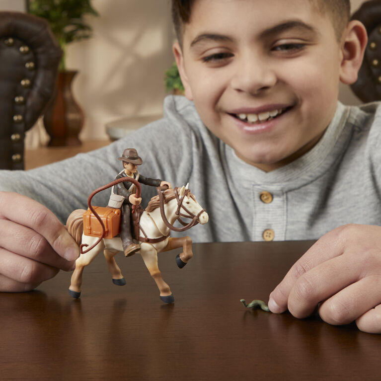 Indiana Jones Worlds of Adventure Indiana Jones with Horse Toy, 2.5 Inch Action Figure, Indiana Jones Toys