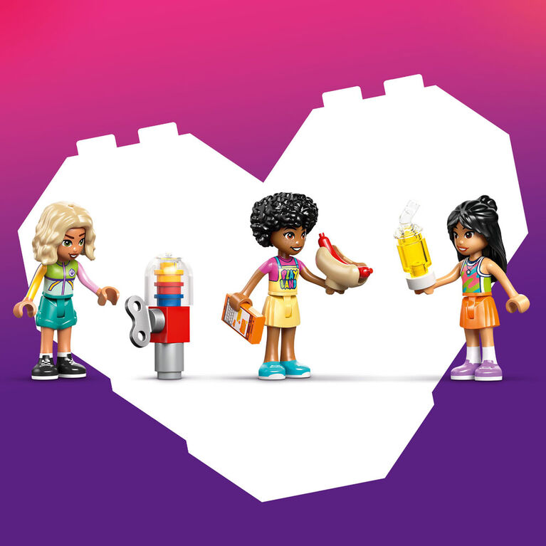 LEGO Friends L'Aire de Jeux Int&eacute;rieure Amusante - Ensemble de Jeu de Simulation - Avec 3 Minipoup&eacute;es, un Man&egrave;ge Lapin, une Piscine &agrave; Balles - 42686