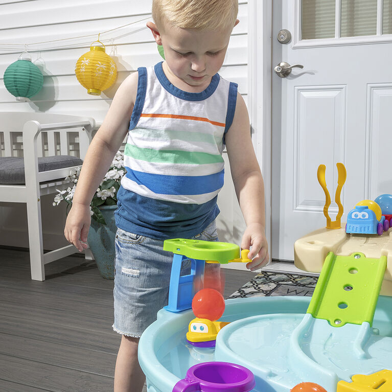 Step2 Ball Buddies Adventure Center - Blue