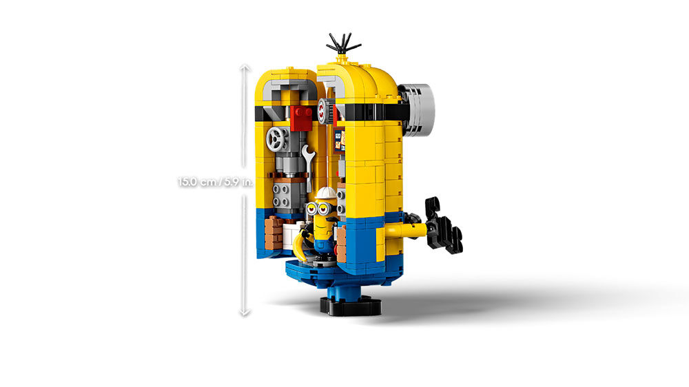 LEGO Minions Brick built Minions and their Lair 75551 876 pieces
