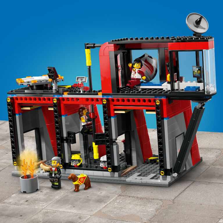 LEGO City Fire Station with Fire Truck Pretend Play Toy 60414