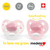 La nouvelle sucette ORIGINALE Medela Baby est parfaite pour un usage quotidien, sans BPA, légère et orthodontique - Sucette pour bébé 0-6 mo Fille