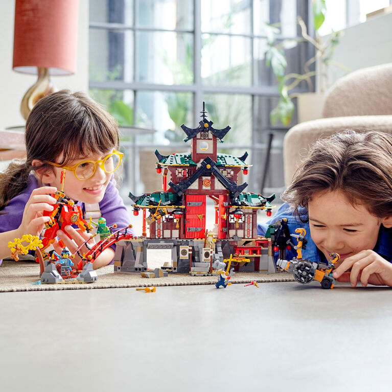 LEGO NINJAGO Le temple dojo des ninjas 71767 Ensemble de construction (1 394 pièces)