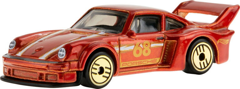 Hot Wheels Ultra Hots Premium Retro Vehicles - R Exclusive