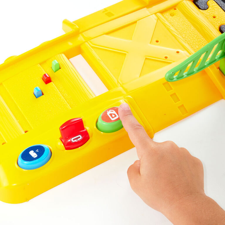 Cat Junior Crew - Power Tracks Friends Train Set