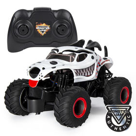 Monster Jam, Official Monster Mutt Dalmatian Remote Control Monster Truck, 1:24 Scale, 2.4 GHz