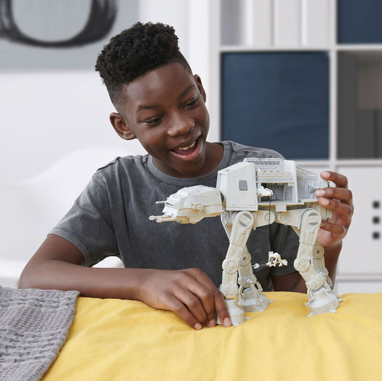 Star Wars 9" Feature Vehicle - AT-AT