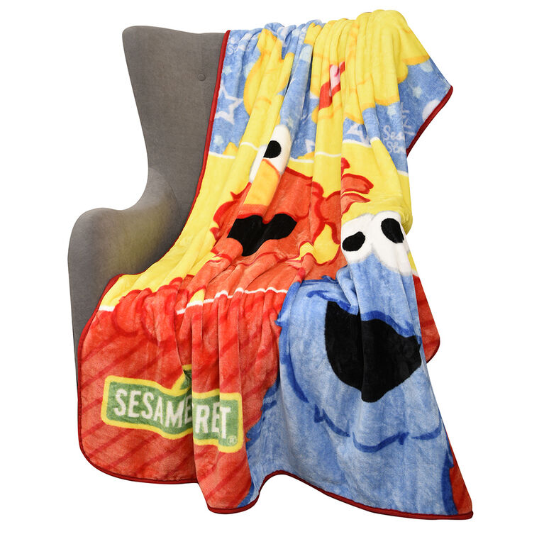 Sesame Street Kids Fleece Throw Blanket (50x60")