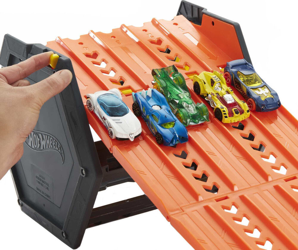 Hot wheels super 6 lane raceway toys r us sales