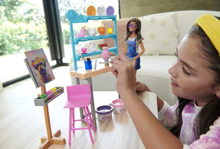 Barbie Relax and Create Art Studio, Barbie Doll (11.5 inches)