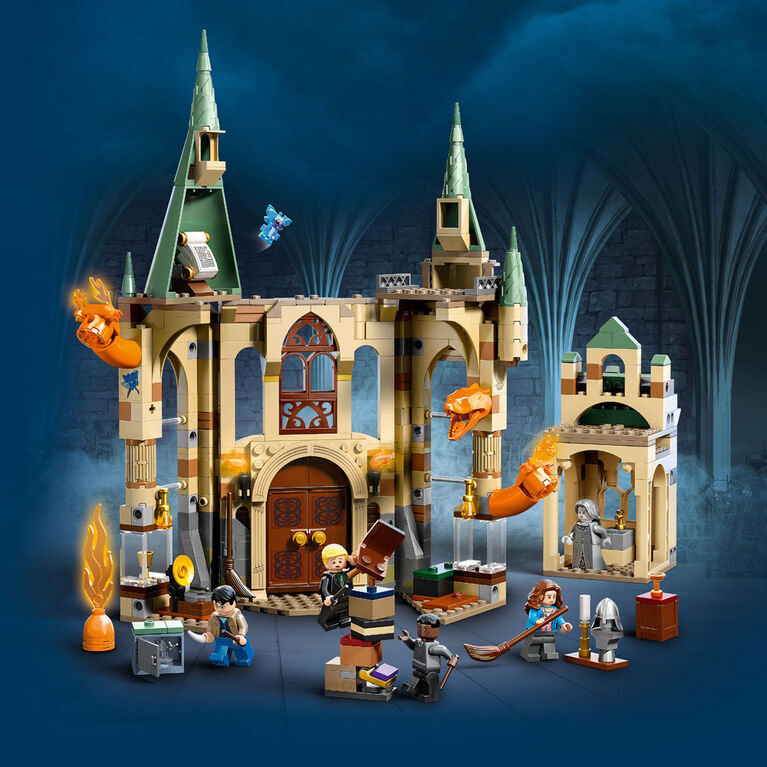 LEGO Harry Potter Poudlard : la Salle sur demande 76413 Ensemble de jeu de construction (587 pièces)