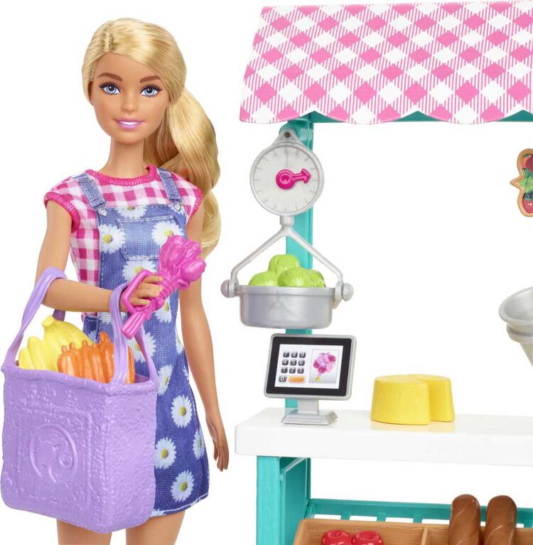 Barbie Farmers Market Playset, Barbie Doll (Blonde), Market Stand, Register, Vegetables, Bread, Flowers and More, 3 and Up