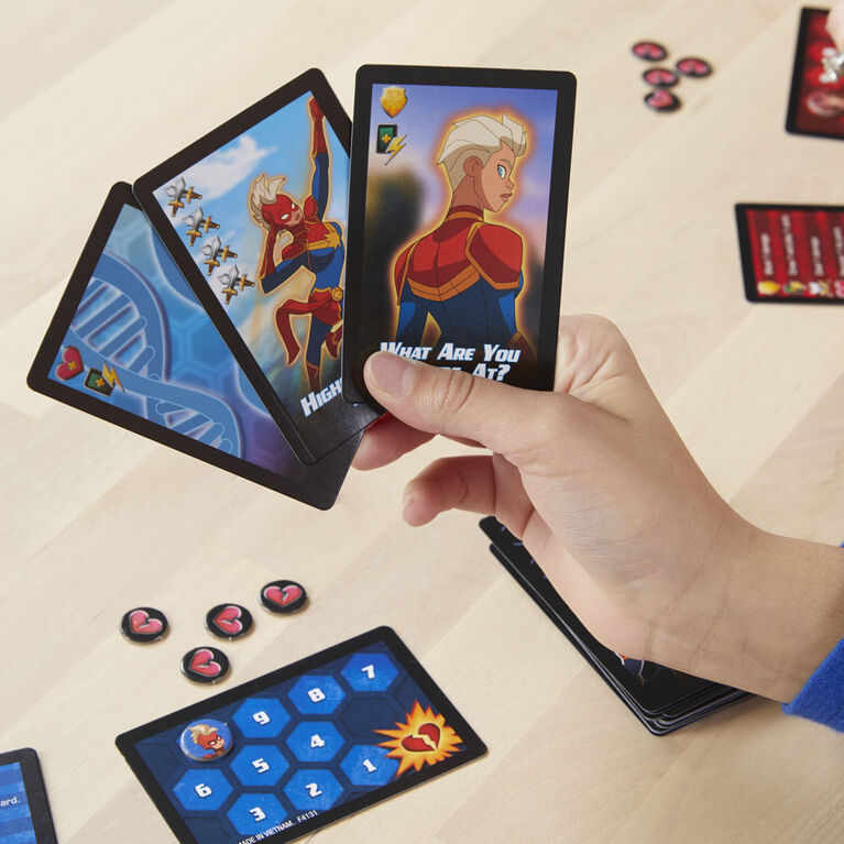 Marvel Mayhem Card Game, Featuring Marvel Super Heroes - English Edition