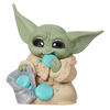 Star Wars The Bounty Collection Series 4 The Child Figure 2.25-Inch-Scale Cookie Eating Pose