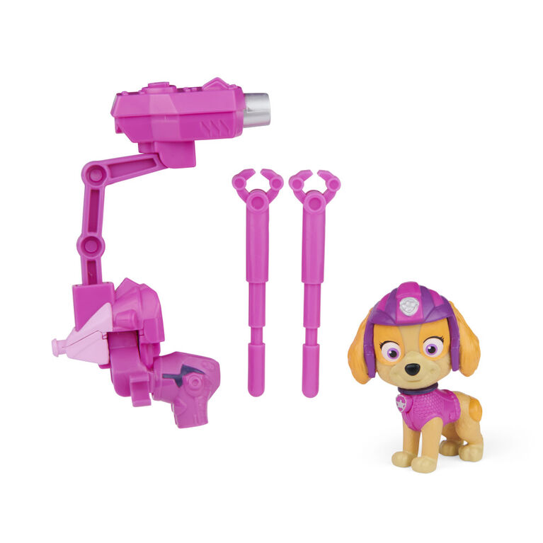 PAW Patrol, Movie Collectible Skye Action Figure with Clip-on Backpack and 2 Projectiles