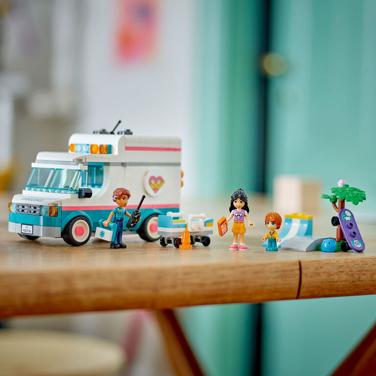 LEGO Friends L'ambulance de l'hôpital de Heartlake City 42613