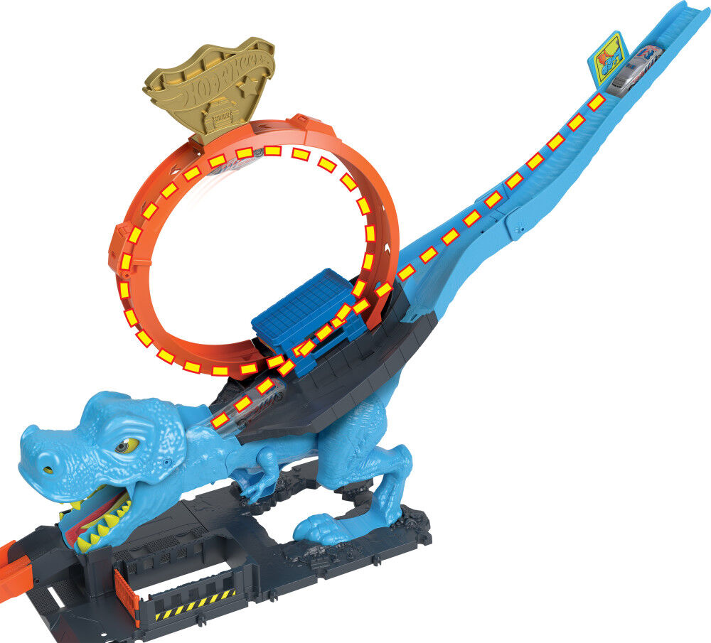 Hot wheels 2025 dinosaur playset