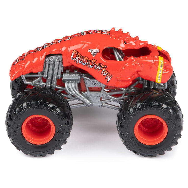 Monster Jam, Official Octon8er Vs. Crushstation Die-Cast Monster Trucks, 1:64 Scale