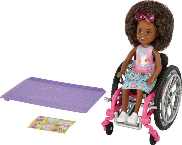 Chiot et fauteuil mobilier Barbie