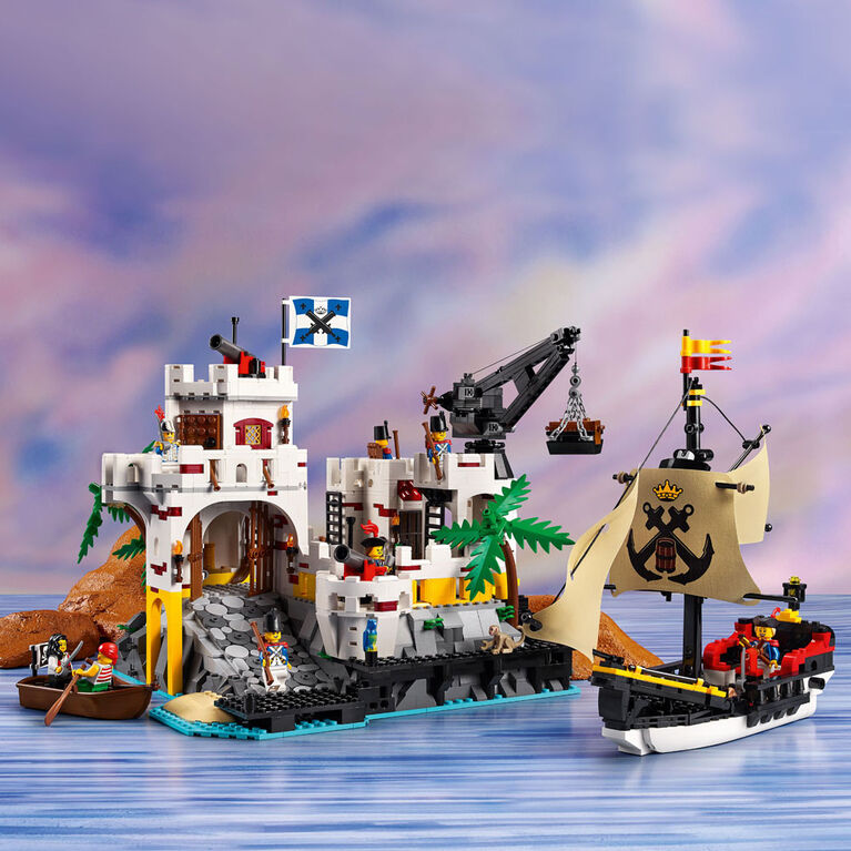 LEGO Icons Eldorado Fortress with Pirate Ship Building Kit 10320