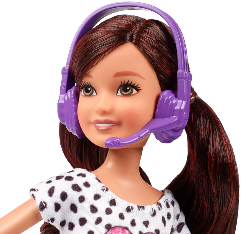 Barbie Team Stacie Gaming Doll. R Exclusive Toys R Us Canada