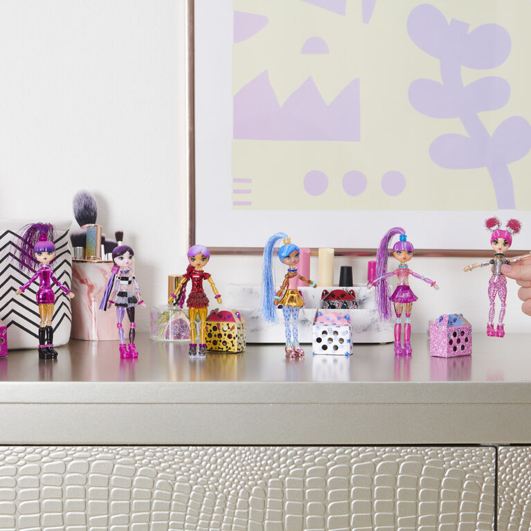 Twisty Girlz, Series 2, Ruby Spark Transforming Doll to Collectible Bracelet with Mystery Twisty Petz